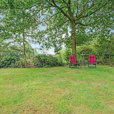 別荘 In With A Fenced Garden